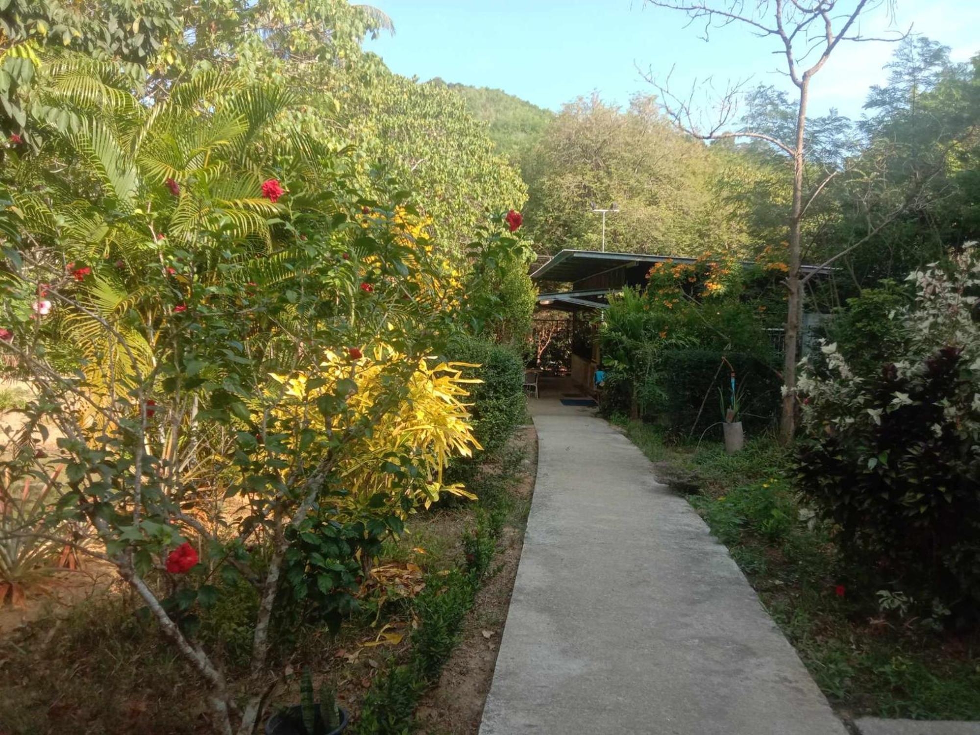 Koh Mook Bamboo Bungalows Extérieur photo