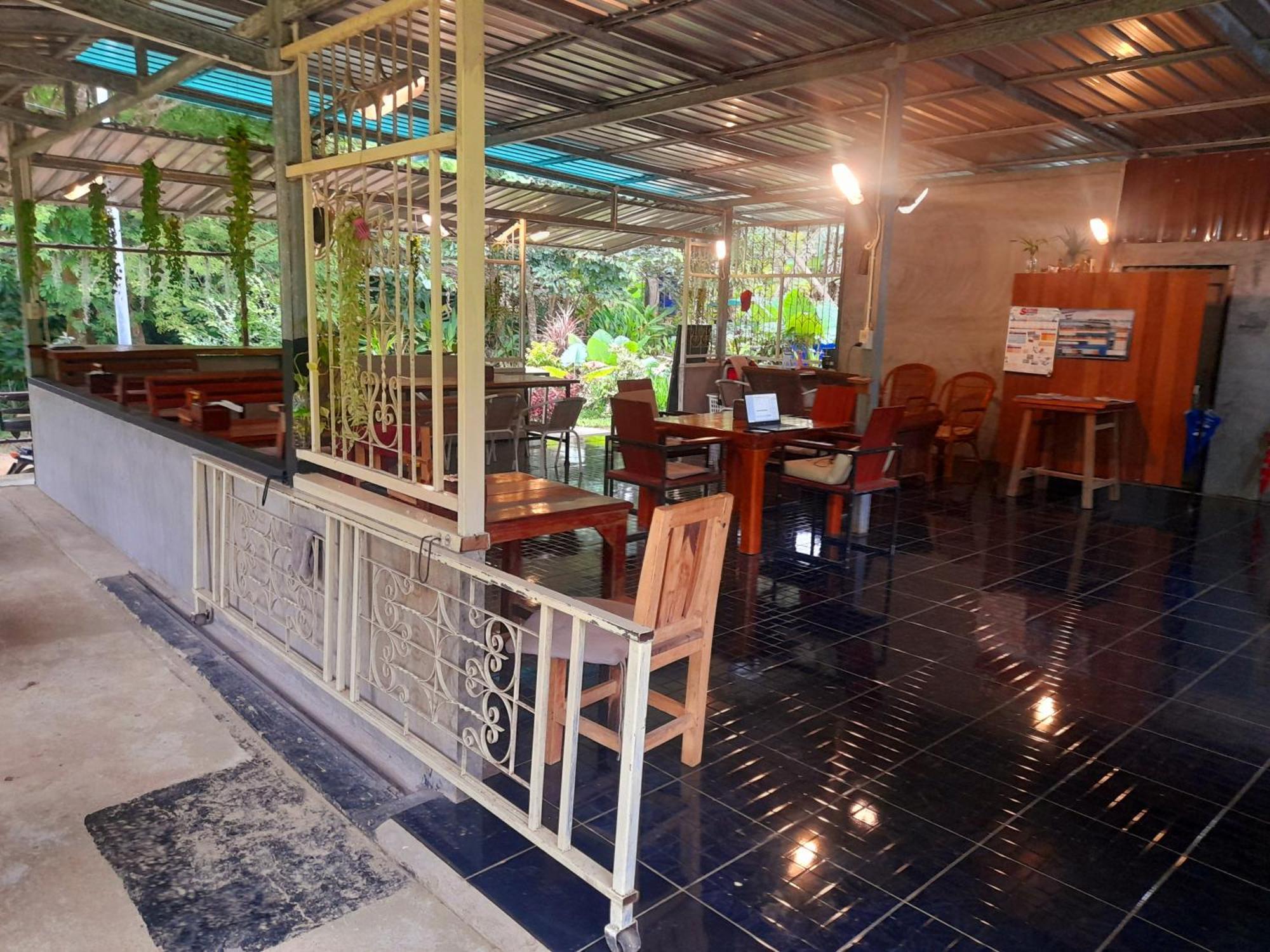 Koh Mook Bamboo Bungalows Extérieur photo