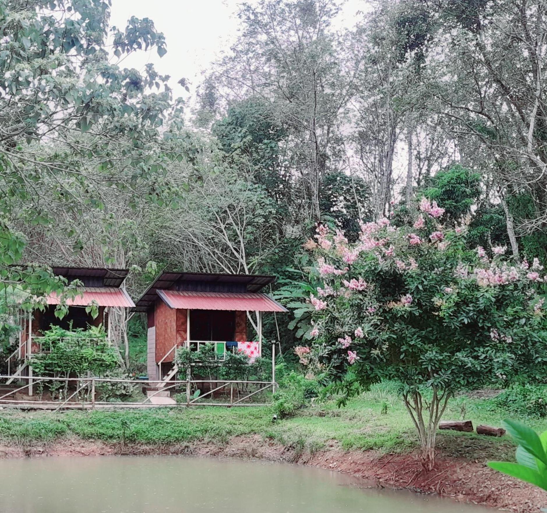 Koh Mook Bamboo Bungalows Extérieur photo